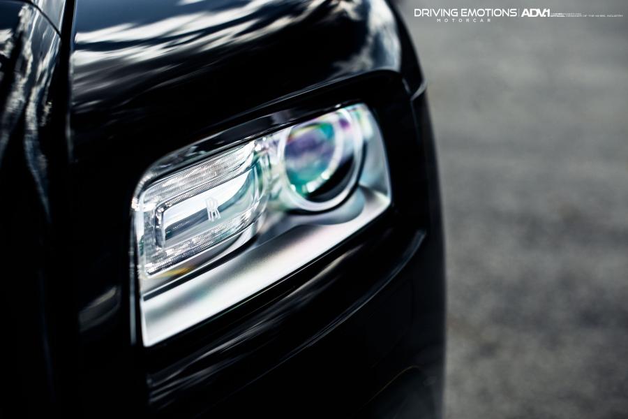 Детали экстерьера Rolls-Royce Wraith on ADV.1 Wheels (ADV10MV1) 2015 года  (фото 8 из 12)